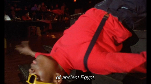 carefreeblackho:  pissboy03:  jodorowskysdune:  Paris Is Burning (1990/Jennie Livingston)  Never discredit Willi Ninja for what Madonna stole  Oh my god  Interesting