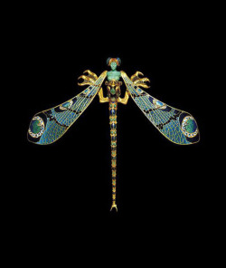 design-is-fine:  René Lalique, Dragonfly – woman corsage ornament,
