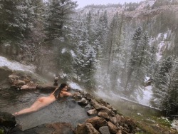 soakingspirit: brittanyandree Sunrise soak turned into a snow