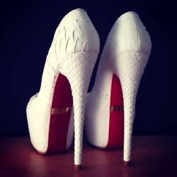 #white #heels #fetish #reptile #nice