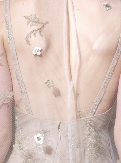 lamorbidezza:Valentino Haute Couture Fall 2011 Details