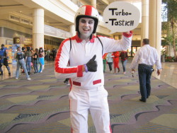 dictatorcat:  Megacon 2013  look at this turbo aint he great
