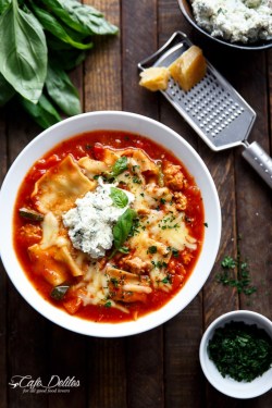 thecraving:  Slow Cooker Lasagna Soup 