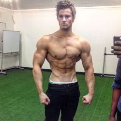 beautifulyoungmuscle:  the growth of Carlton Loth (and my crotch