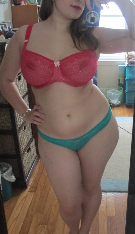 tammys-obsessions:  For more of Tammy’s Obsessions go to http://tammys-obsessions.tumblr.com Reblog… Follow… Submit photos… Share… 