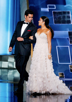 celebritiesofcolor:  John Stamos and Gina Rodriguez onstage at