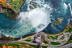 sixpenceee:  Birds High View of Niagara Falls (Source) 