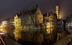 forbiddenforrest:  …and Bruges by night by Fil.ippo on Flickr.