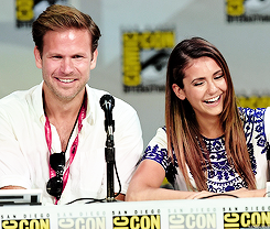 gilliesjdaniel:  Matt Davis and Nina Dobrev on The Vampire Diaries