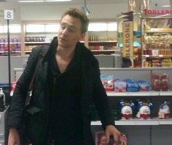 hiddlestonitalygroup:  and more funny pics in our gallery “Tom:
