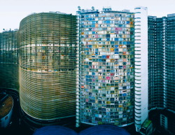 fohk:  ‘Copan’ by Andreas Gursky, 2002 source 