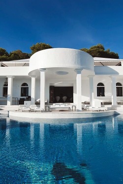 gentlemansessentials:  Dream Homes   Gentleman’s Essentials