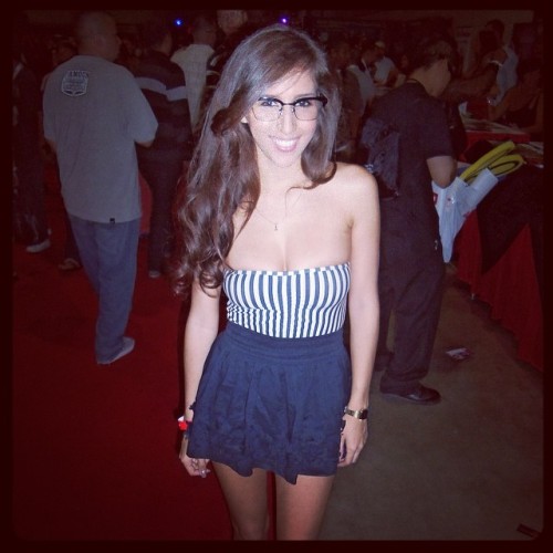 And then I grew up. #tbt #adultcon2011 #imissthoseglassessomuch  (photo by @jdviant)