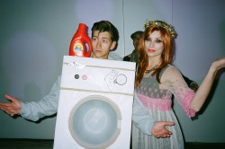 lucytwobows:  Florence and the Machine. 