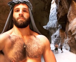 xxxnewstitch:  Guapo
