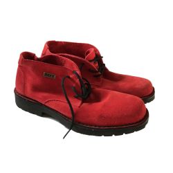 littlealienproducts:  red suede chukka 