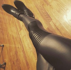 Shiny Leggings