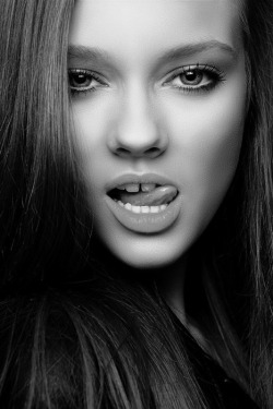 marialingerieworld:  Adult Dating Personals - Nude webcam chicks !!!