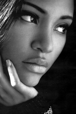 crystal-black-babes:  Beautiful Ebony face: Jordan Richardson