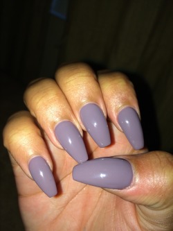 zionisdope:  This nail color is just 😍🔮✨💅