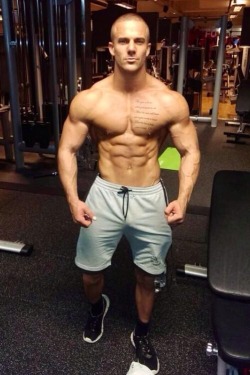 swimgymjock:  He used to be the cockiest gym jock in the club…