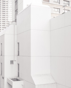 janvranovsky:  White volume, Shinjuku-ku, TokyoÂ | Â© Jan