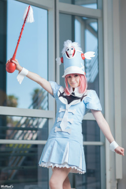 cosplaygirl:  Cheerfully, jauntily, and utterly one-sidedly!