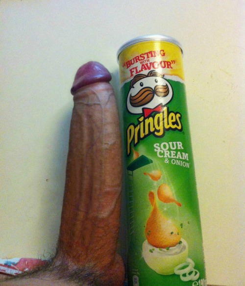 mansizedtool:  I need to get me some Pringles 