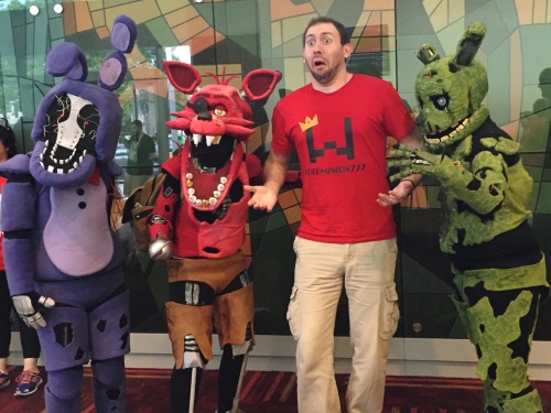 auldron:  Bonnie, Foxy, and Springtrap got to meet the squad! markiplier was wonderful as always and lordminion, therealjacksepticeye, and muyskerm were so sweet! Thank you guys for powering through until the end. We really appreciate all that you