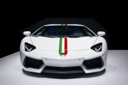 topgearmag:  The Aventador LP 700-4 “Nazionale”.  Perfect!