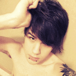 arranrayy:  Thought id give you guys a new one ;) ENJOY Cam4.ca/arranrayy