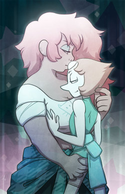 thehoare:  my fave two pieces of Mystery Pearl fan art.  Source