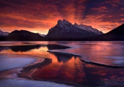 There’s a new day dawning (Mount Rundle, Banff National Park,