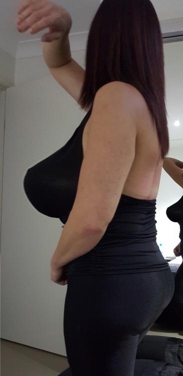 bigimplatntfans:  Lots more of her huge tits sexy wife @fit_couple_qld