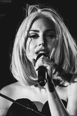 She's a born superstar