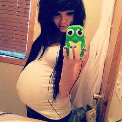 selfshotpreggo: