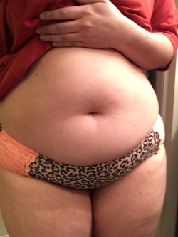 getbigger70:  biglegwoman:  Just love how tight all of my underwear