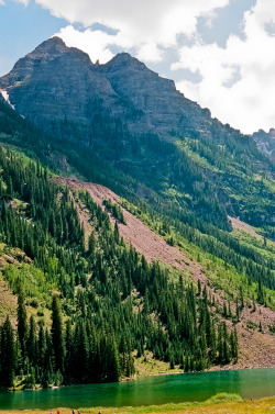 torace:  Maroon Bells 2 (by Teryn & Kate) 
