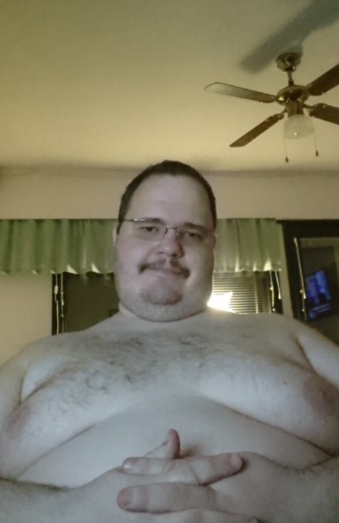 biggerenamored:  Hell yah!!!  When you’re down and out, there’s always moobs