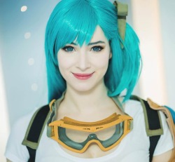 cosplay-galaxy:Bulma from Dragon Ball by Enji Night