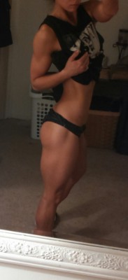 barbells-and-highheels:  lbs-of-dumbbells-not-scales:  33 days