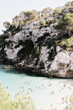 pokec0re:  Cala Macarelleta by sotomeior on Flickr.