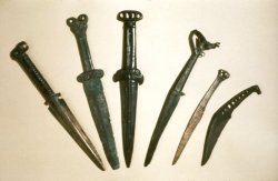  Knives, acquired in Siberia, date from the 9th-5th centuries