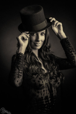 gentlekama:  Tophat Kata by MaartenScholtheisFotografie 