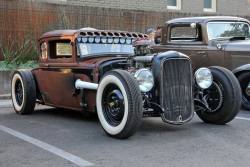 morbidrodz:  Follow this blog for more vintage cars, hot rods,