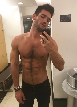 wow look at him