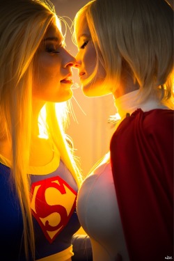 fucking-sexy-cosplay:  SuperGirl and Power Girl….