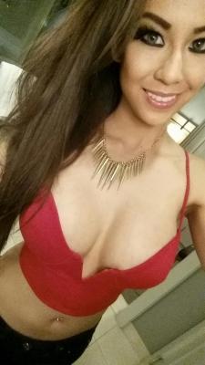 Hot Asian girl body - TWITTER - @MissLynaLy 