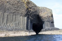 sixpenceee:  Fingal’s Cave, ScotlandLocated on the uninhabited