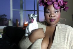 dynastylnoire:   jervae:  My dog is ridiculous. She made me post